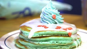 551K views · 313 reactions | IHOP released Grinch-inspired green pancakes for the recent movie remake of “The Grinch.”And how Los Angeles is working to limit single-use plastic straws. | Business Insider Today | Facebook
