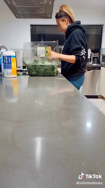 LOL she stopped what she was doing so quick haha @kiera #foryou #foryoupage