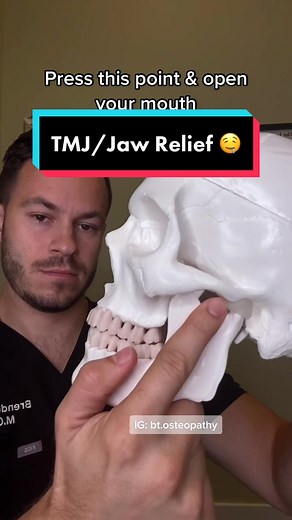 Try this to relieve jaw tension! Save & Share. #stress #anxiety #temporomandibulardisorder #tmj #tmjd #tmjdisorder #jawpain #jawtension #painrelief