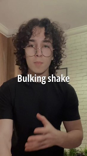 Bulking Shake Recipe: 2 Scoops of High-Protein Whey (50g Total Protein), 70g Peanut Butter, 400ml Milk, 100g Dates, and 70g Oats for Serious Muscle Growth and Mass Gain #explorepage #fyp #عضلات | ZEE