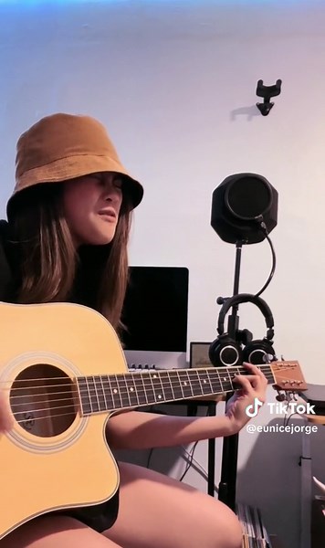 New SX Custom Guitar Tone from JB Music Review