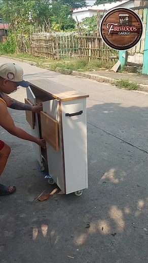 Made to order collapsible food cart swak sa negosyo nyo. Customized carts, mobile bar, kiosk, coffee table, counter table just message us to order and for more details. #fbreels #facebookreel #collapsiblecarts #kiosk #furnituredesign #facebookviral #fyp #collapsible #furniture #cart #foodblogger #foodcartfranchise #foodbusiness #foodcart #food #foodporn #franchiseopportunities | Team Collapsible x Firewoods Garage