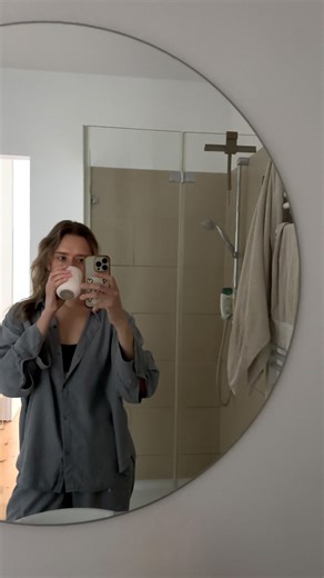 natalia borodina | ex-architect on Instagram: "new year, new timelines see you in 2026… with porridge 🥣 🙃 and honestly, I wish you a year of listening to yourself a little more, doing what feels good, and following your own heart, not other people’s expectations 🫶🏼"