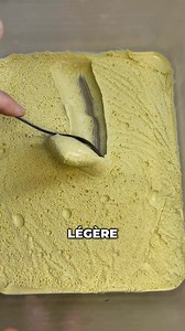 LA recette ultime de ganache montée à la pistache 😍🌰 Tu rêves d'une ganache montée ultra aérienne, gourmande et au délicieux goût de pistache ? Voici LA recette que j'utilise tout le temps, testée et approuvée à 100% ! ✨ Ingrédients & étapes : ▪️ Hydrate 2 g de gélatine en poudre avec 12 g d'eau ▪️ Fais fondre 55 g de chocolat blanc ▪️ Chauffe 100 g de crème liquide ▪️ Ajoute la gélatine réhydratée dans la crème chaude ▪️ Verse en 3 fois la crème chaude sur le chocolat blanc fondu en mélangean