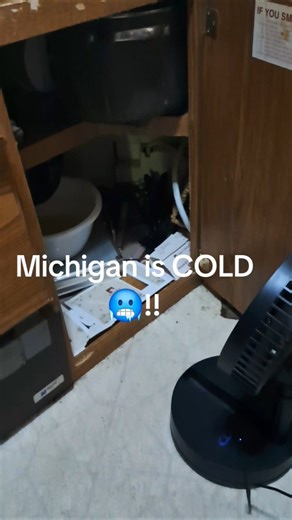 Rv-living offgrid in Michigan:[ Testing how long 2lb propane tank will last! ] #rvlivingfulltime #rv
