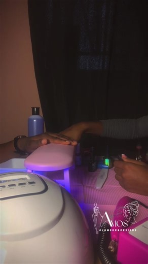 HI MY LADIES🌸 at AMOS. Glamour & Designs we’re taking MODEL BOOKINGS only till the 5th of February for anything regarding nails. Be it Soak Off, Nail art, 3D designs, Dual forms, Gel on tips, Stick Ons, Polygel, Acrylic, rubberbase, Builder Gel. Choose yours and bring your own design for only P50. If youd like both hands and Feet that would be a P100, P50 per set🌸 That in the Video was a polygel Set BOOKINGS: 71737640 BASE: MMOPANE BLOCK 1 Nails by: @ALEFA AMOS at AMOS. Glamour & Designs. THAN