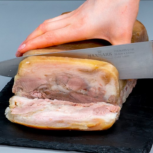 133K views · 383 reactions | I haven't bought sausages for a year! I make them according to this recipe! Ingredients: pork ham hock: 2 pc water: 3 l (101 pt) onion: 2 pc carrot: 1 pc black peppercorns: 10 g (0.4 oz) bay leaves: 4 pc salt: 30 g (1.1 oz) garlic: 30 g (1.1 oz) vegetable oil: 10 ml (0.3 fl oz) vegetable oil: 10 ml (0.3 fl oz) | Cookrate | Facebook