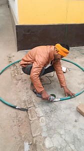 युवाओ के साथ मिलकर गांव की विद्युत आपूर्ति व्यवस्था सुचारू रूप से सप्लाई हो नए केबल लगाने का कार्य प्रारंभ | Ashish Pratap Singh