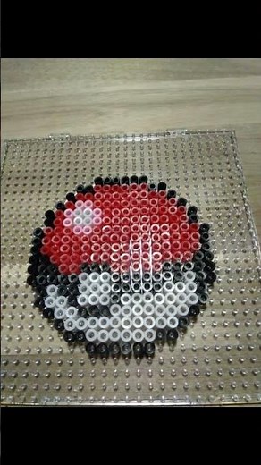 モンスターボール作ってみた ＃ #パーラービーズ #perlerbeads #アイロンビーズ ＃ポケモン ＃モンスターボール