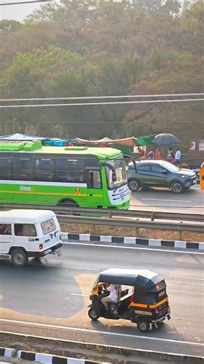BusTravel_MSRTC🚍 on Instagram: "👑🚍⚡😎💃🏻#viralvideos #viralrëëls #buslover #msrtc #drivinglovers❤️💫"