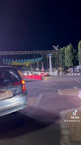 163K views · 4.6K reactions | Ornamen Natal dan Tahun Baru mulai dipasang di area Balai Kota hingga Pasar Gede. Siap-siap musim selfi udah datang lho lur #kotasolo #kangensolo #tombokangen | Kota Solo | Facebook