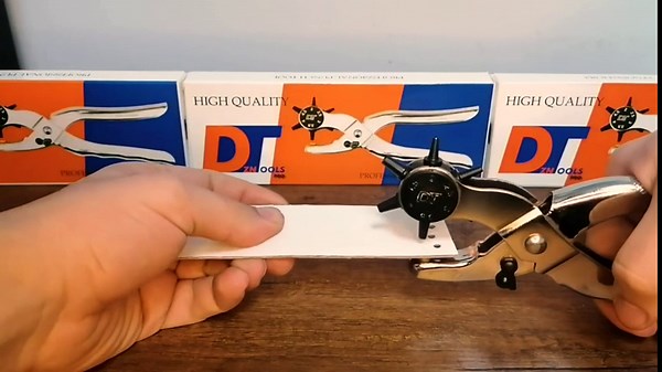 Leather Hole Punch Pliers - 6 Multi Size Hole Puncher Tool for Leather Crafts, Belts, Bag, Shoes, Rubber, Plastic, Fabric Hole Puncher 2mm,2.5mm,3mm,3.5mm,4mm,4.5mm Diameter