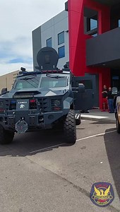 10K views · 406 reactions | Students are ready for the new school year with fresh hair cuts and school supplies! #PHXPD officers stopped by “Phresh Start Back-to-school Bash” to hang out with these kids and give them a tour of an armored vehicle. Thanks for the invite, Arizona Barbers, and good luck to all the students this school year! ✏️✂️  #PhoenixPolice #PathForward #PPDCommunityEngagementBureau #PPD #PHXPD | Phoenix Police Department | Facebook
