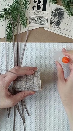 Подписывайтесь на мою группе VK Ёлочная игрушка "Rainbow stripe".