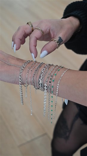 Femme Gemz Jewelry on Instagram: "Silver girlies unite 🩶⛓️‍💥 Treat yourselt this holiday season & add to your stack - link in bio to book ! 📲 #femmegemz #dentalhygienist #teethwhitening #grillz #toothgems #toothtattoo #toothjewelry #permanentjewelry #smallbusiness #womanownedbusiness #entrepreneur #buckscountymom #buckscountypa #buckscounty #bucksco #buckshappening #mama #womensupportingwomen #mamassupportingmamas #femaleentrepreneur #womeninspiringwomen #womenempoweringwomen #buckscountylivi