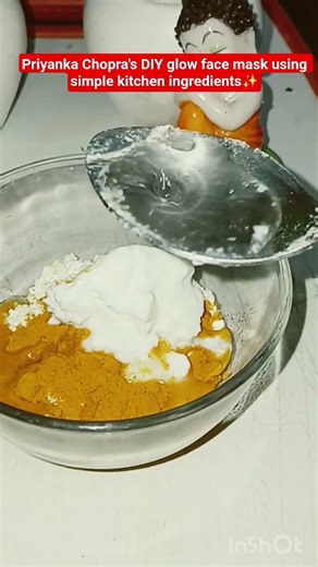 Priyanka Chopra's DIY glow face mask using simple kitchen ingredients✨ #shorts