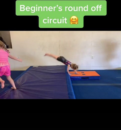 Follow me for more tumbling drills 🙃 #tumblesmart #thecoachlevi #roundoff #cartwheel