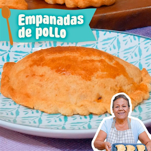 🥟 Prepara EMPANADAS de POLLO 🍗 en casa con los mejores ingredientes. 🧑‍🍳 La Sra. Irene nos revela su secreto para un aderezo buenazo, un relleno suculento y una masa perfecta. 🙌 ¡Son más FÁCILES DE PREPARAR de lo que crees! 😍 Ingredientes: Para la masa: • 1 kilo de harina preparada • ½ kilo de mantequilla bien fría • 1 taza de agua helada • 2 yemas de huevo • 1 cucharada de azúcar • Jugo de 1 limón • Para el relleno: • 1 kilo de pechuga de pollo (sin hueso ni pellejo) • ½ kilo de cebolla c