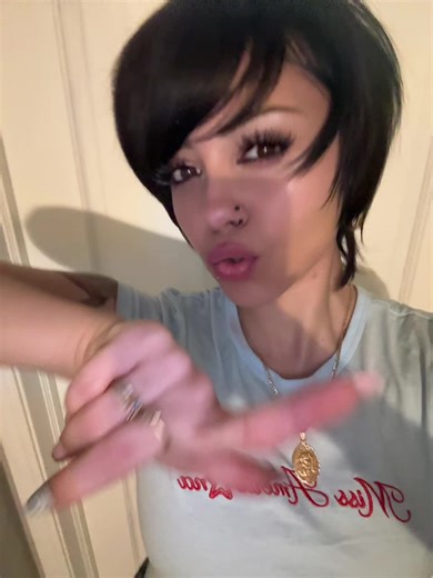 Mari💀ྀི (@maripiexoxo)’s videos with original sound - ema
