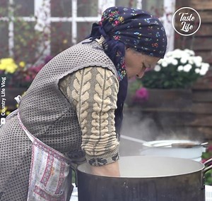 5.2M views · 149K reactions | Mmm... freshly made cheese 燎 Watch original video by Country Life Vlog - youtube.com/watch?v=Qi4gc6X6FNw | Taste Life | Facebook