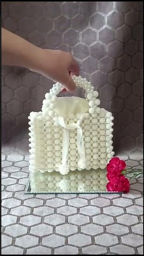 DIY Beaded Bag Tutorial How to Make a Beaded Purse So machst du eine Perlenhandtasche