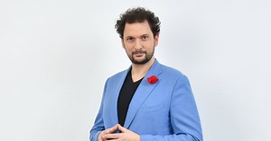 "99 à battre" : Date de diffusion, règles, épreuves, candidats...  Tout ce qu'il faut savoir sur le nouveau jeu avec Éric Antoine et Juju Fitcats sur M6