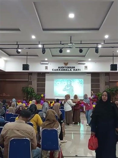 Twin SLB works to commemorate Mother's Day, Thursday, December 18, 2025 at BPSK Duren Sawit, Jakarta