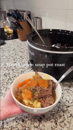 I make viral cooking content! French Onion Soup Pot Roast! #dinner #recipe #trend #explore #cooking