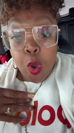 Easy peasy, drawstring squeezy! #easyhairstyles #drawstring #drawstringponytail