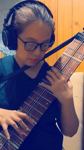 “Follow Me” is a short Chapman Stick instrumental expressing the mood i’m currently in. #abbyclutario #abbyclutariomusic #chapmanstick #StickSketches #mood #neuraldsp #freehands #love #life #music #emotions | Abby Clutario Music