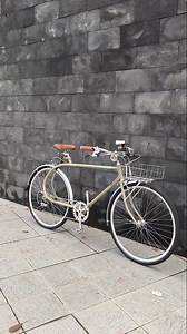 Kenalin Whale bike (sepeda paus), sepeda yang lahir tahun 1934, mungkin jaman nenek kakek kita ya tahun itu, setelah melewati proses sangat rumit dan panjang akhirnya jadi juga ini sepeda, semoga menginspirasi ya! NOTE : MODEL SEPEDA INI TIDAK BISA DIPESAN ATAU PO 👍 #sepeda #reelsinstagram #videoinstagram #commuterbike #vintage | Evan Pramana