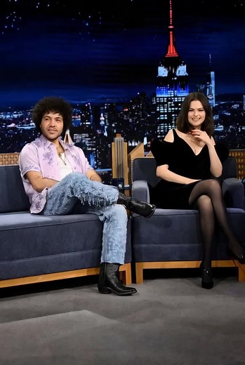 Selena Gomez Scandal: Creepy Talk Show with Celebrity and Scary Tights
