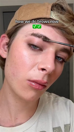 soft fluffy brows >> thick sharpie brows | Jake Warden