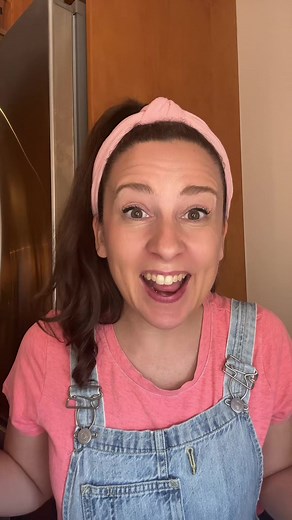 Meeting Miss Rachel: Fun Toddler Playtime with Aunty Rachel