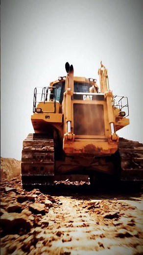 Massive Bulldozer Power: Epic Earthmoving & Construction Site Action! 🚧