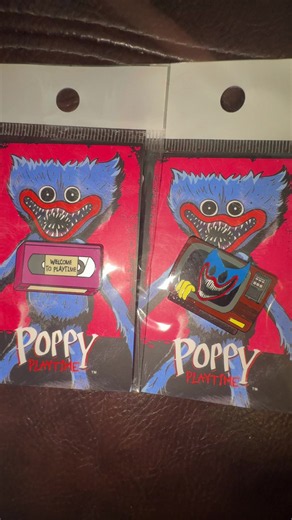 Poppy Playtime pins nightmare huggy and VHS tape #poppyplaytime #poppyplaytimecollection #huggywuggy #fyp #huggywuggyedit