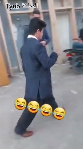اقوى ضرطه في العالم 😂😂