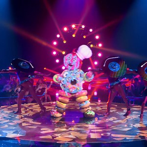 All-new episode and all-new masks! Get to know the new singers on #TheMaskedSinger One Hit Wonders Night Wednesday on FOX and next day on Hulu! 🎶 | The Masked Singer