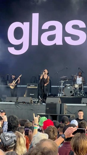 Glassjaw - Cosmopolitan Blood Loss (Park Live in Almaty) #posthardcore #screamo #newyork #almaty