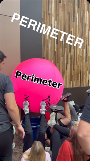 Here’s a fun team building game called Perimeter 💡 . You can play cooperatively as a whole group, or split kids up into teams and do a competitive race . Increase difficulty by going around a corner instead of a straight wall . Use an exercise ball, kin ball or even a large beach ball . Another tip for all PE games: I alway try to give my kiddos some time to talk before the game starts, it builds a culture of strategic thinkers and also gives them a reason not to talk while I’m giving instructi