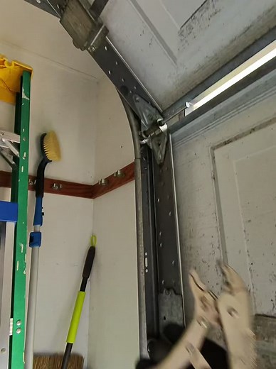 How to replace your garage door seal #garagedoors #garagedoorrepair #anytimegaragedoorservice #garagedoorseal #garagedoorweatherseal #garagedoorservice #orlandoflorida #orlandogaragedoorservices