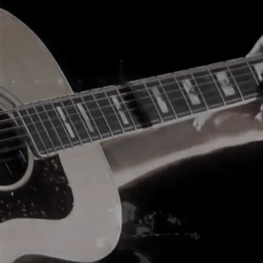 28K views · 2.5K reactions | Brian May - Love of My Life曆 | Old | Facebook