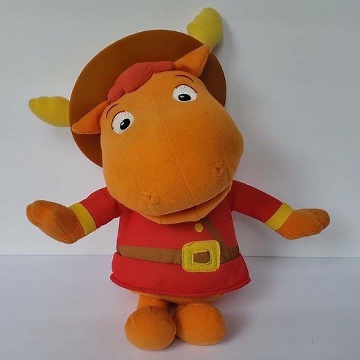 2005 Fisher Price Mattel Backyardigans Mountie Tyrone Toy Plush 13"