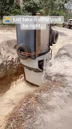 calculated - - - - - - - - #4wd #4x4 #offroad #offroadtrip #4wd247rigs #4wheeling #australia #car #rig #patrol #nissan #gq #toyota #touring #4wdlife #4wdaustralia #4wdaction #offroad #toyota #4x4 #camping #overland | Daily 4x4