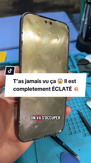 Ce Honor était complètement HS : écran qui s’est fait la malle, châssis plié, plus rien de droit 😬 J’ai remplacé l’écran avec son châssis complet, tout remonté pièce par pièce… 👉 Résultat : il est de nouveau fonctionnel 📱✨ Comme quoi, même quand ça semble mort, tout n’est pas perdu. 💬 Tu aurais tenté la réparation ou tu l’aurais jeté ? 🔧 Toi aussi tu veux qu’on ressuscite ton téléphone ? 📍 Atelier : Montigny-le-Bretonneux (78) 🌐 Tarifs & infos : fixmobile.fr #Reparation #Honor #Android #F