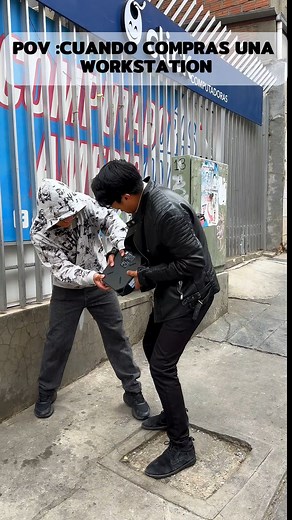 La poderosa Workstation!!!! sin duda la mejor🤣🤣🤣#clickimportadora #viralpost #computadora #Computadoras #workstation #humor | Click Importadora