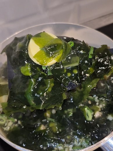 Resep Sop Rumput Laut Simple untuk Musim Hujan