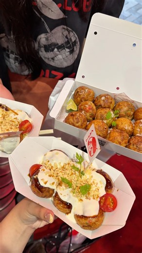 Authentic Takoyaki in Osaka, Japan🇯🇵