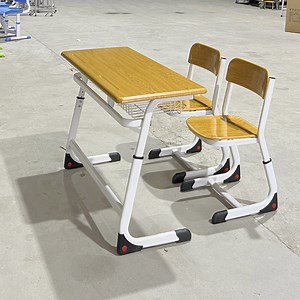[Hot Item] High Quality Primary High School Student Werzalit School Desk and Chair