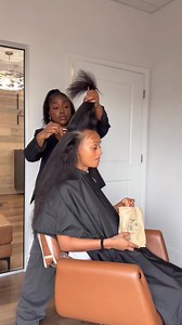 180K views · 1.9K reactions | Getting micro links weft for the first time! When I tell you the blend is amazing! Have you tried them before? | Teona Bathurst | Facebook